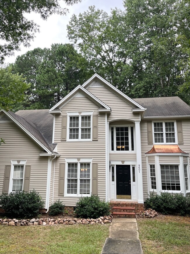 Building Photo - 8601 Abbotsbury Ct