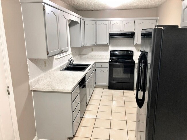 Foto del edificio - For Rent – 1203 Golfcourse Drive, Jonesboro, AR 72404