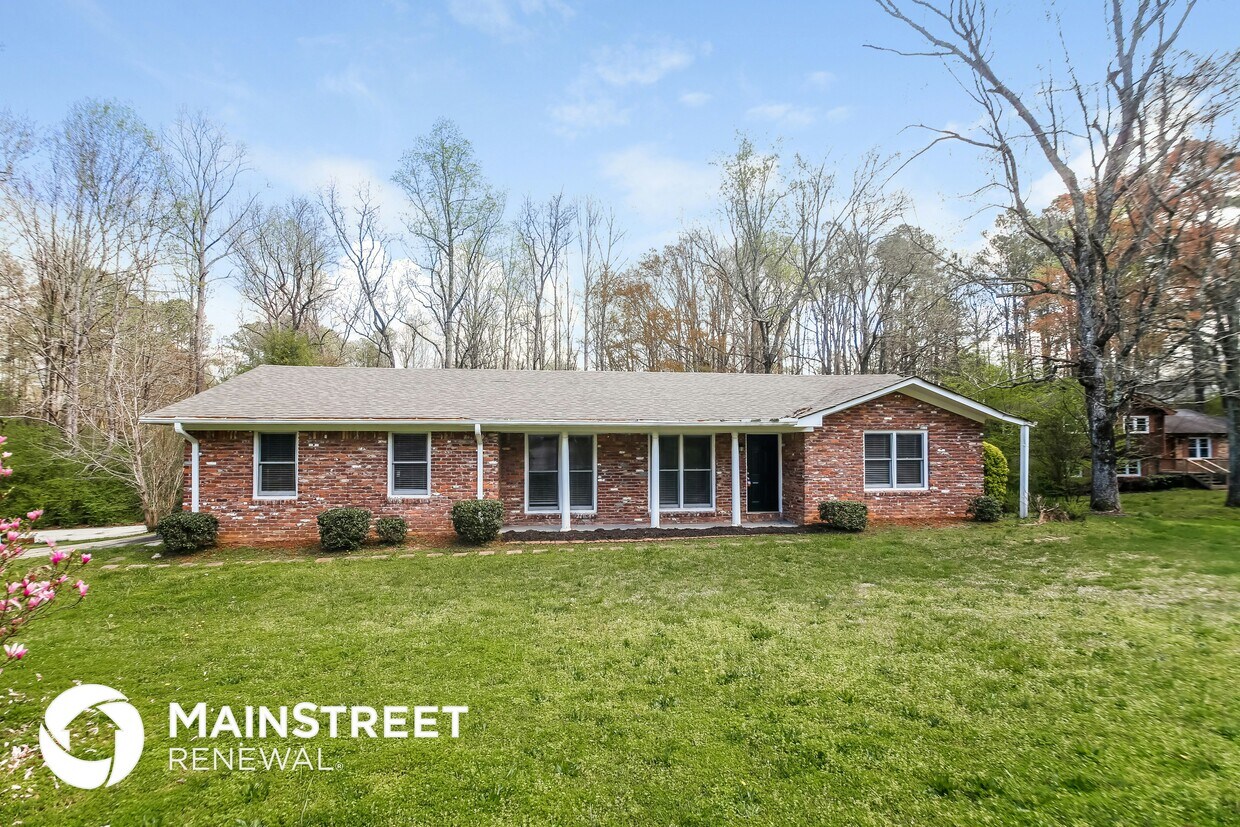 Foto principal - 2774 Whisper Ct