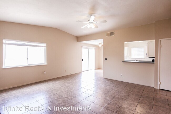 Foto del edificio - 3 br, 2 bath House - 6540 Miragrande Drive