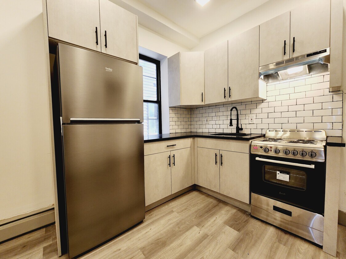 145 Wilkinson Ave Unit 4, Jersey City, NJ 07305 Apartments in Jersey