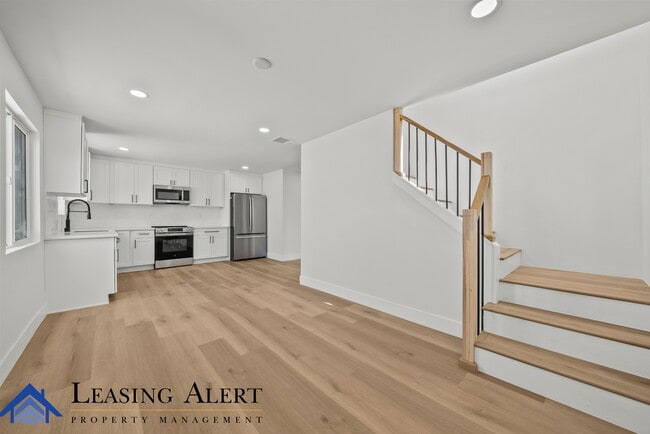 Building Photo - 16448 Lassen St