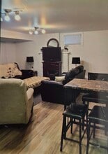 Building Photo - 35 Hillside Dr