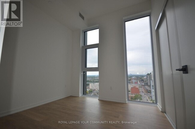 Photo du bâtiment - 10 Graphophone Grv