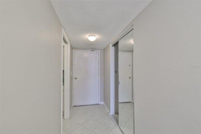 Foto del edificio - 1270 Gulf Blvd