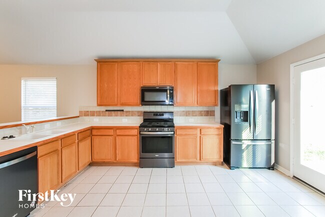 Building Photo - 1208 Mountain Peak Dr