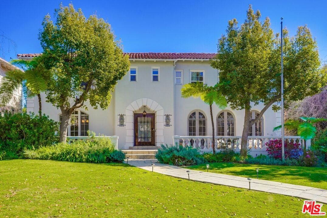 Foto principal - 96 Fremont Pl