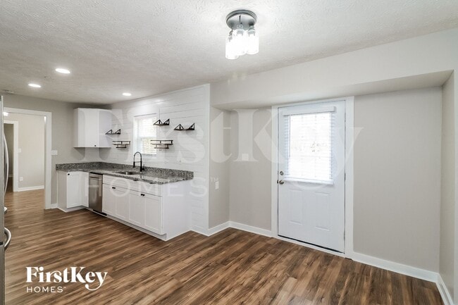 Foto del edificio - 1399 Ashbrook Dr NW