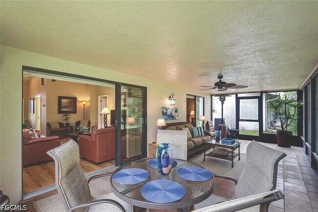Foto del edificio - 13260 Greywood Cir
