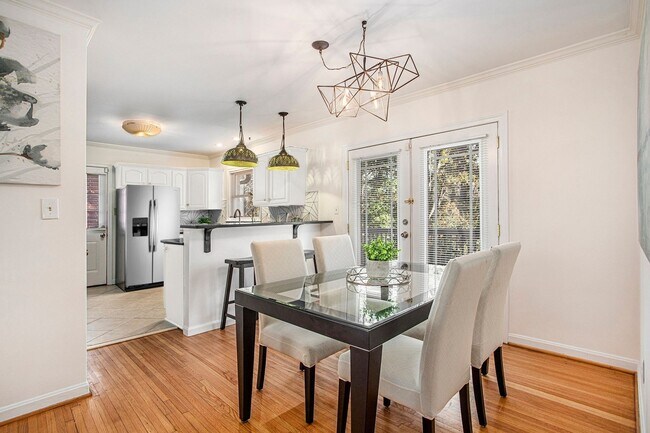 Building Photo - Charming 3BR House in Decatur