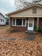 Building Photo - 4017 Carlyle Dr