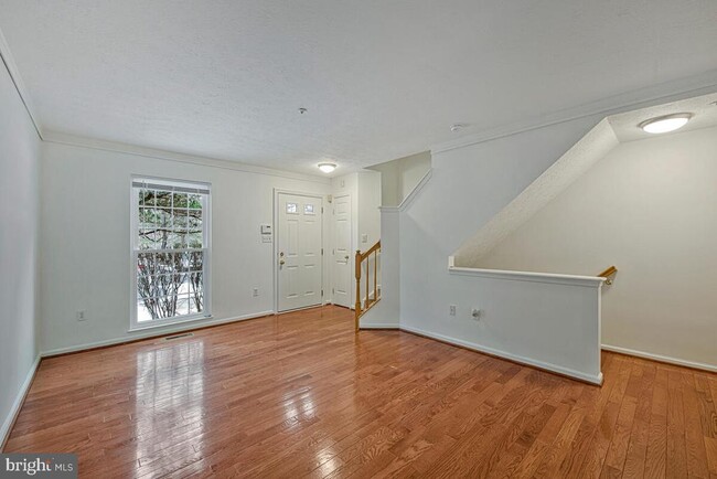 Building Photo - 8316 Widgeon Pl