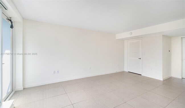 Foto del edificio - 910 West Ave