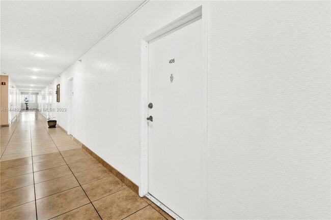 Foto del edificio - 616 NW 26th Ave