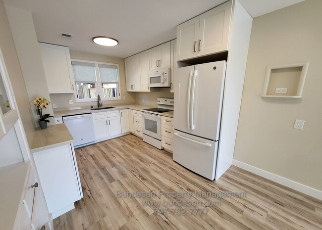 Building Photo - 624 Prospect St