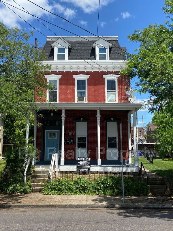 Building Photo - 529 King St