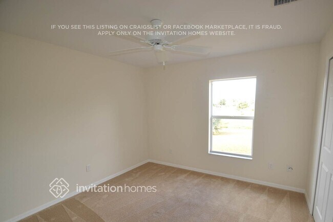 Foto del edificio - 4893 Fairlane Dr