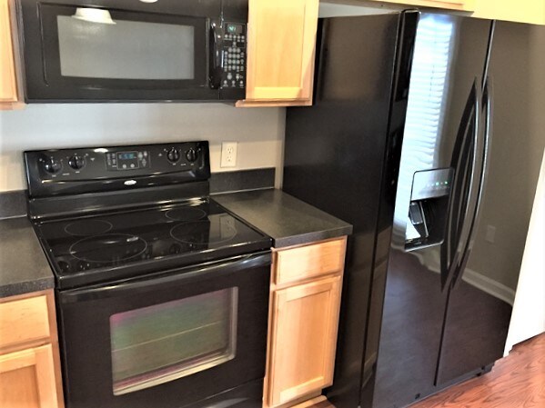 Building Photo - 26 Hartland Court