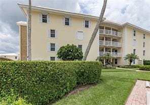 Building Photo - 3300 Gulf Shore Blvd N