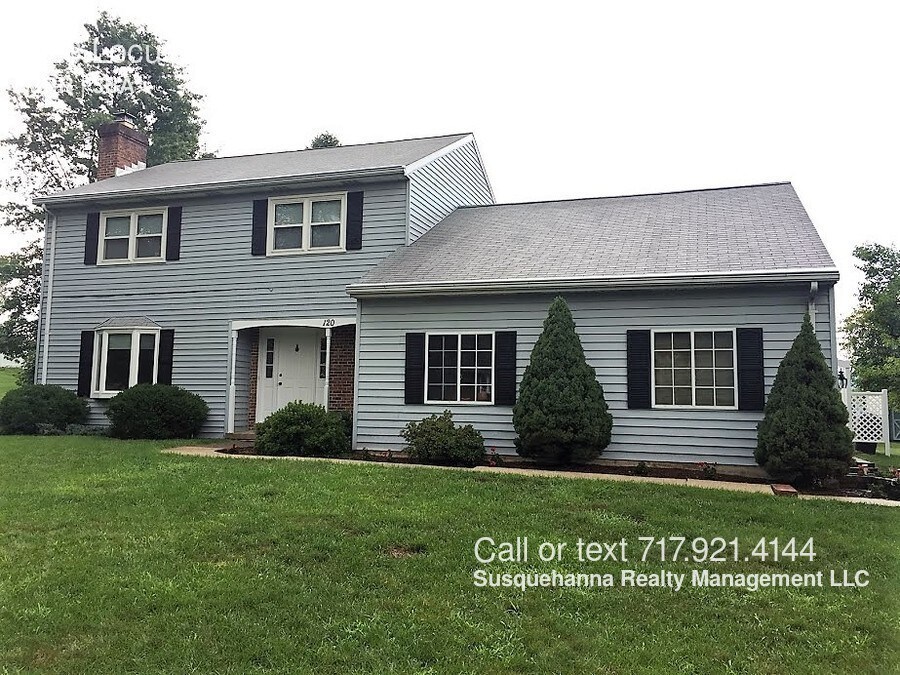 Primary Photo - 120 Locust Way