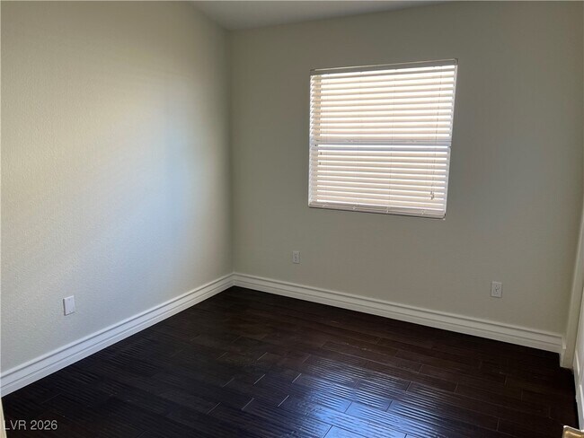 Foto del edificio - 7987 Lone Jogger