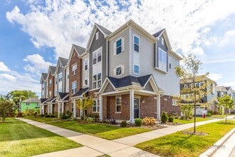 Building Photo - 157 Yorktown Ct