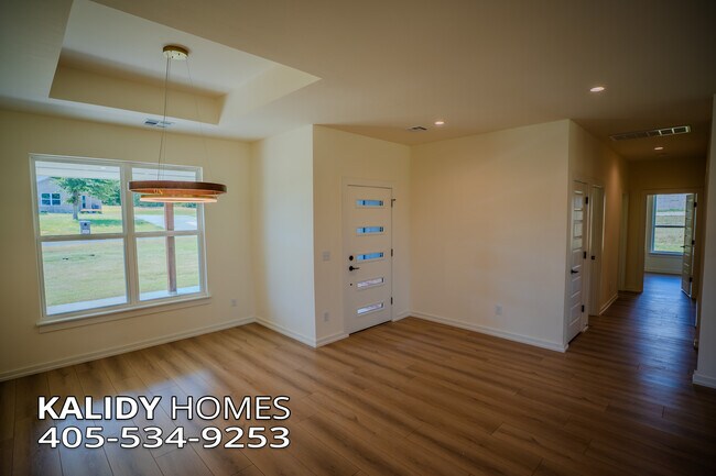 Building Photo - 1754 Kalidy Dr