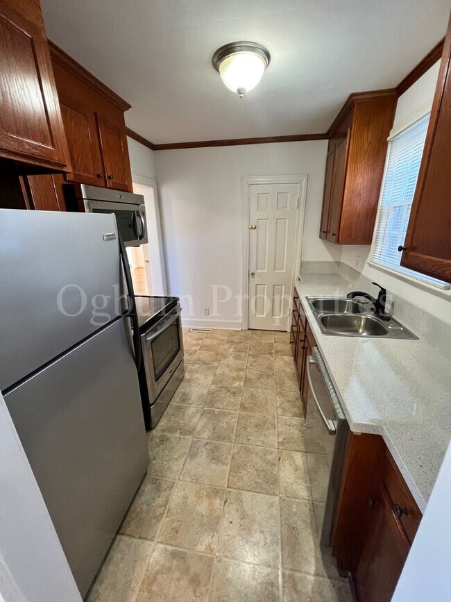 Building Photo - 841 Fenimore-2BR/1BA-Ardmore HOME!!!
