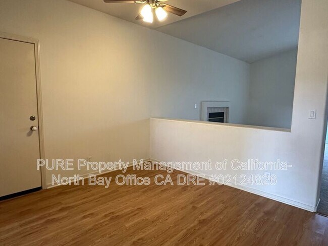 Building Photo - 2525 Thistle Creek St