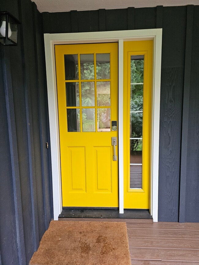 Welcome home - 19845 NE 133rd St