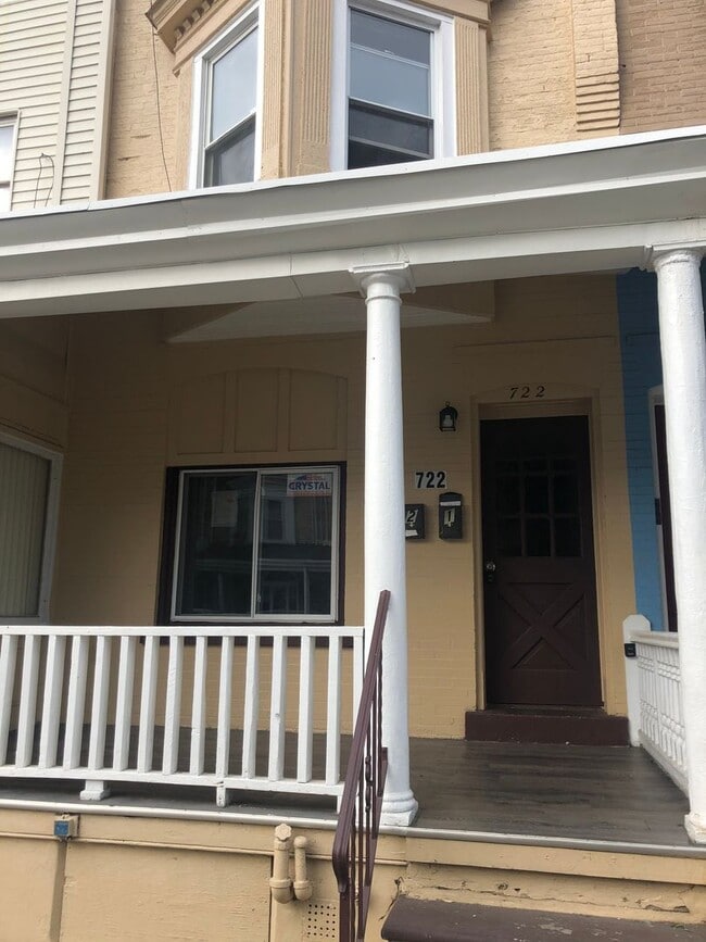 Foto del edificio - 722 N Ninth St