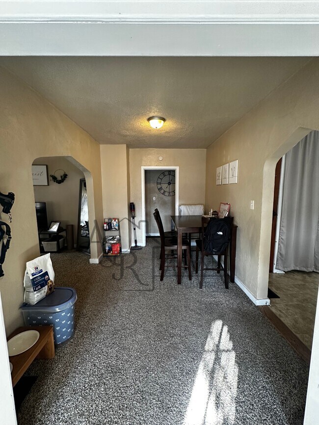 Foto del edificio - 602 N Walnut St