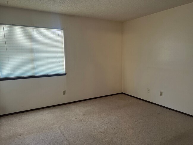 Foto del edificio - Welcome to this comfortable 1-bedroom, 1-bathroom