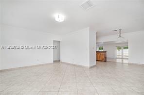 Building Photo - 1000 SW 73rd Ave