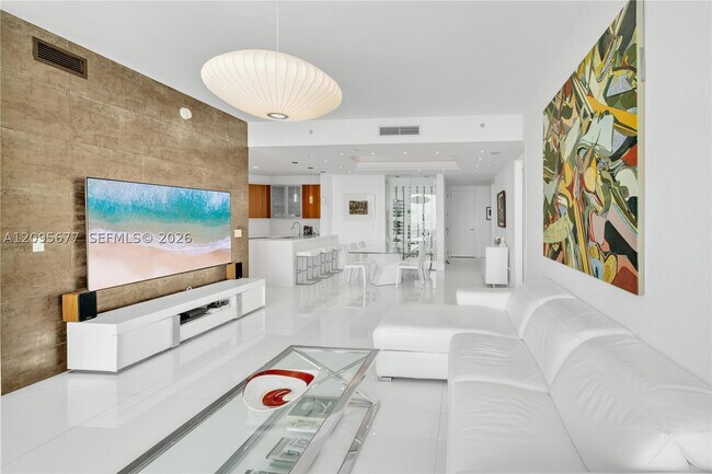 Foto del edificio - 2627 S Bayshore Dr