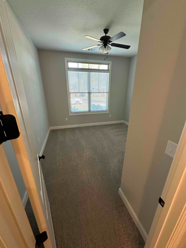 Primary Photo - 136 Silverside Dr