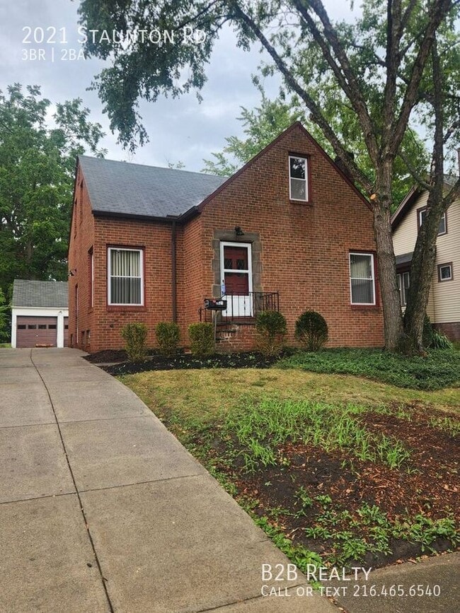 Building Photo - 2021 Staunton Rd
