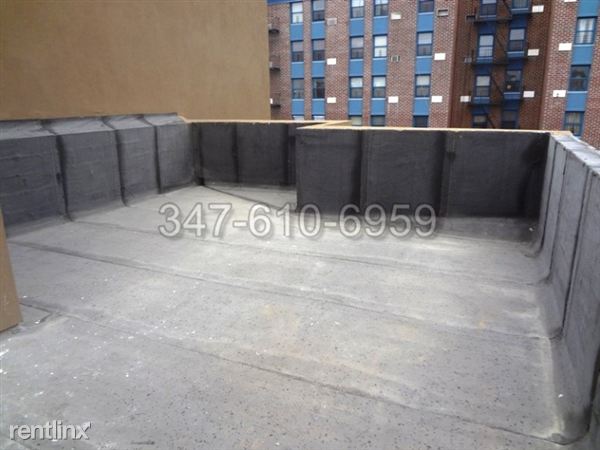 Building Photo - 594 Quincy St