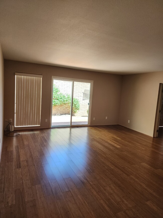 Living Room - 5690 N Camino del Sol