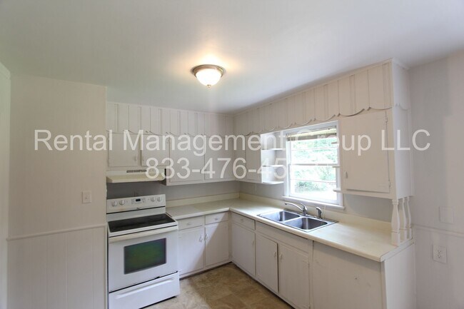 Foto del edificio - 1345 Glenwood St NW