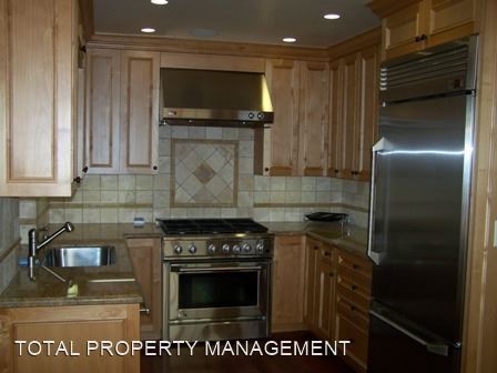 Foto del edificio - 4 br, 3 bath House - 1118 LAURIE AVE