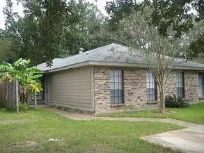 Building Photo - 1139 Willow Creek Dr