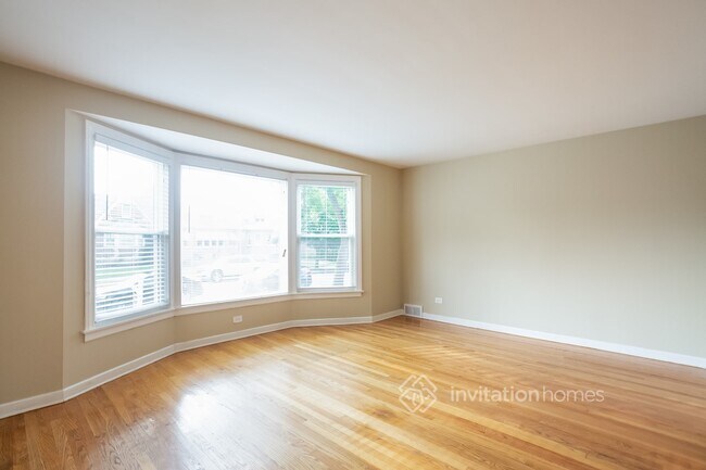 Foto del edificio - 1928 N Newcastle Ave