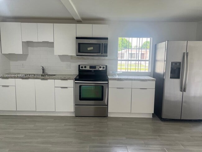 Building Photo - 1934 NW 92nd St