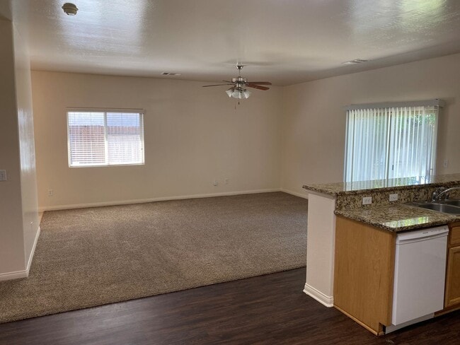 Building Photo - 3512 Chisholm Trail Ave