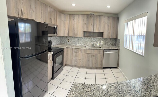 Building Photo - 150 SW 134th Way