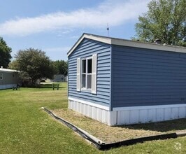 Building Photo - 113 Foxglove Ln
