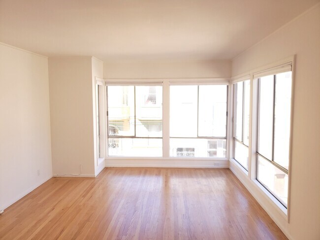 Foto del edificio - 1021 Clay St