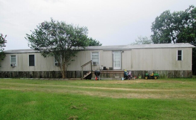 Building Photo - 1247 Kersten Rd