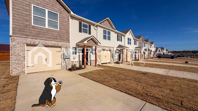 Foto del edificio - DEPOSIT PENDING! Move in Special! Modern 3-Bedroom Townhouse in Lincoln for Rent! END UNIT! Sign ...